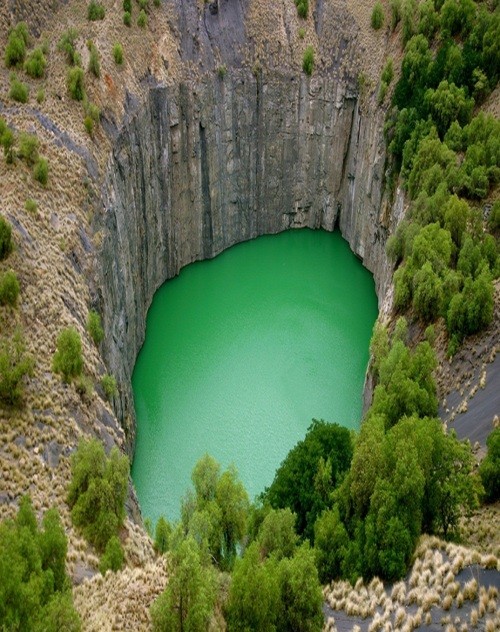 Photo:  The Big Hole in the Northern Cape